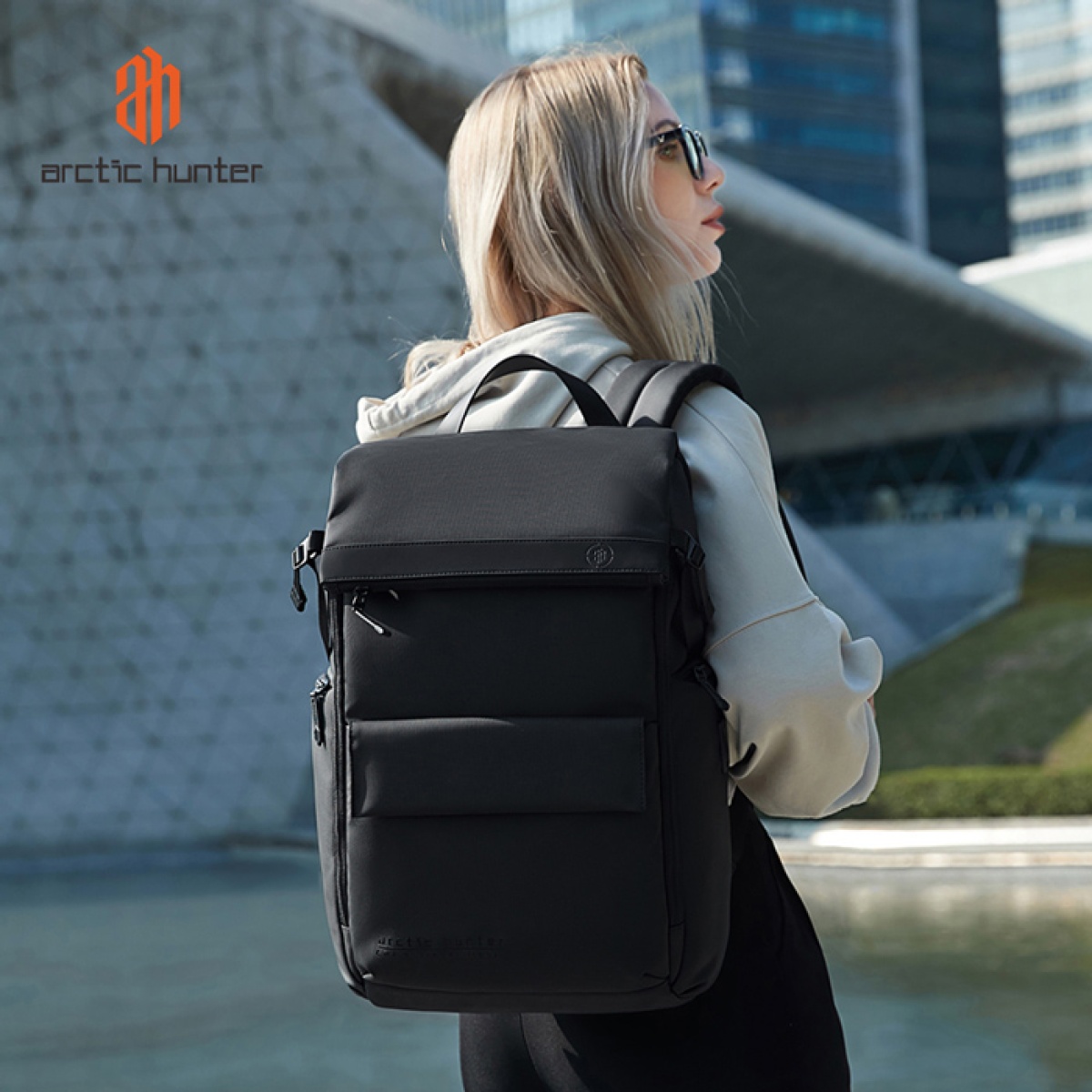 ARCTIC HUNTER τσάντα πλάτης B00562 με θήκη laptop 15.6", 20L, USB, μαύρη - Image 5