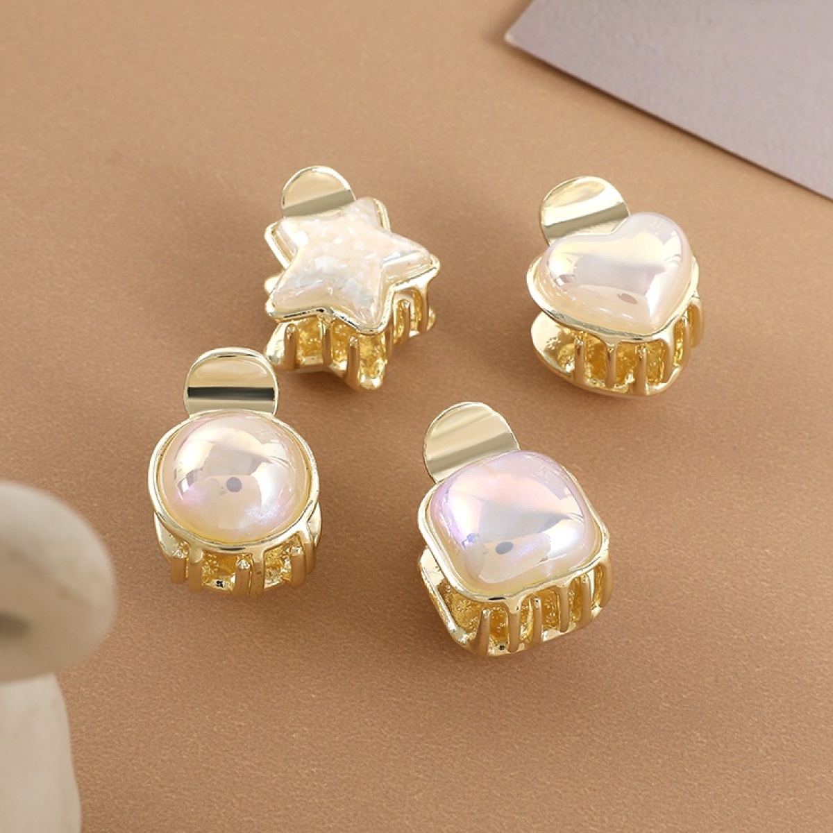 ROXXANI κλιπ μαλλιών RXN-0006 με τετράγωνη οπάλ πέτρα, χρυσό, 2τμχ - Image 2